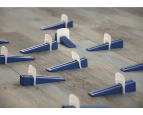 Akkit Nivelliersystem Keile für Nivelliersystem für Fliesenstärke 3-12 mm blau Pack = 100 St