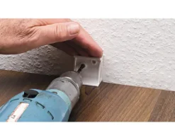 Bohrlehre für Alu-Sockelleiste 48 mm