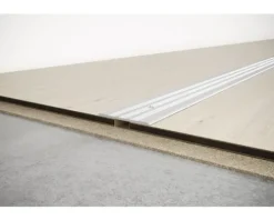 SKANDOR Übergangsprofil silber eloxiert gelocht 2x29,5x900 mm
