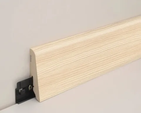 SKANDOR Sockelleiste Bornholm Tanne FOFA149 FU60L 2400 x 58 x 19 mm