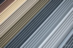 Treppenkantenprofil Selbstklebend 40x25 mm, Treppenprofil PVC für Treppenstufen, Treppenkantenschutz mit Rillen, Antirutsch - 110 cm, Grau